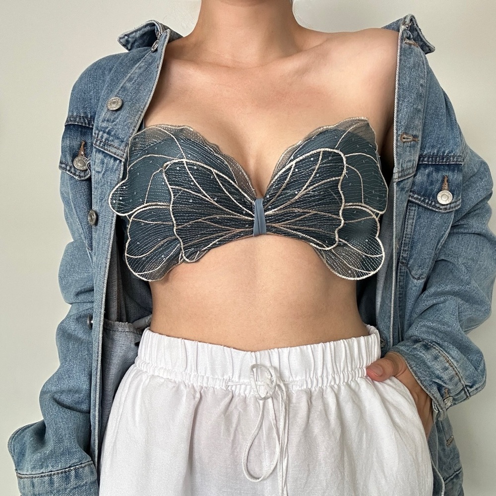 Butterfly Wing Strapless Bra